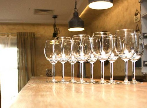 Free Wine / Beer Glass Rental (ideal for weddings, parties etc)