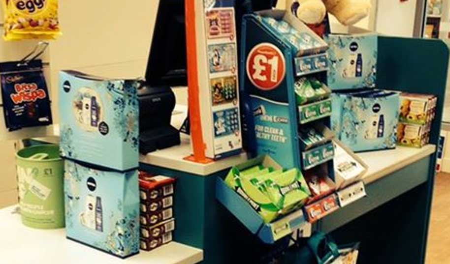 Poundland sells items for £3 and with no price ticket! Disgusting and illegal!