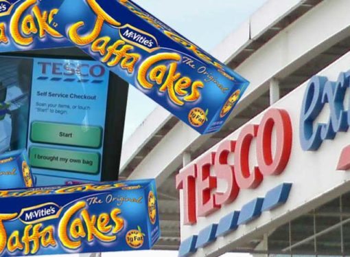 Guy gets paid £1.41 when he tried to buy Jaffa Cakes – Doesn’t grass on the machine!