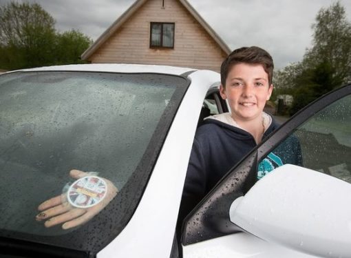 This 14 year old has made more than you and I will make in 10 years in just 1 year (£2,000,000)