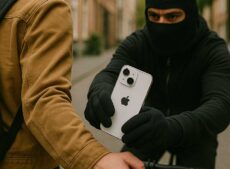 10 ways to stop iPhone Thieves Stealing All Your Money (do these before it’s too late)